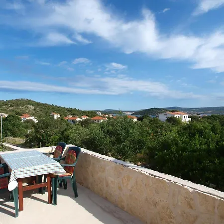 Holiday House Marko 1318 * Razanj