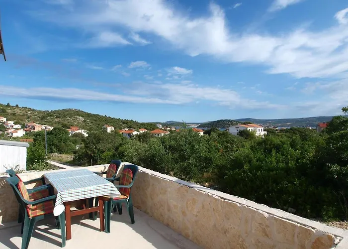 Holiday House Marko 1318 * Ražanj