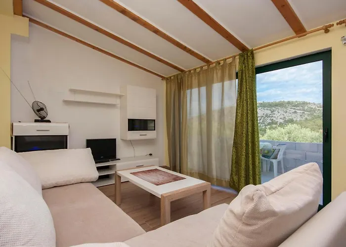 Holiday House Marko 1318 Ražanj